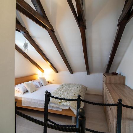 Studio Apartment Dona Trogir Zewnętrze zdjęcie