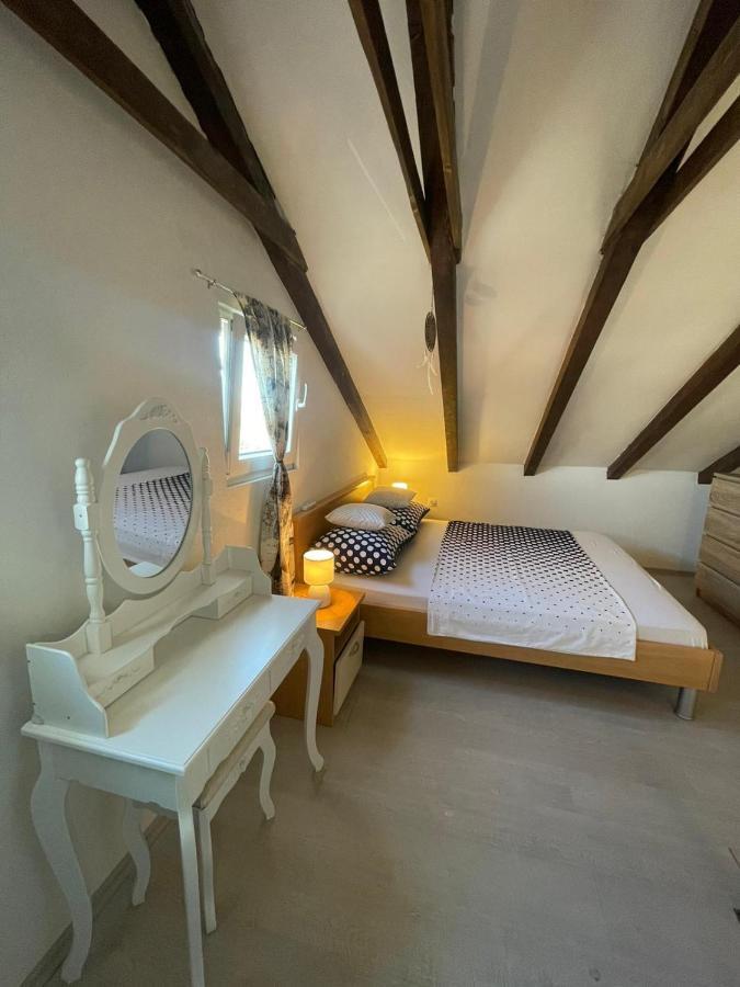 Studio Apartment Dona Trogir Zewnętrze zdjęcie