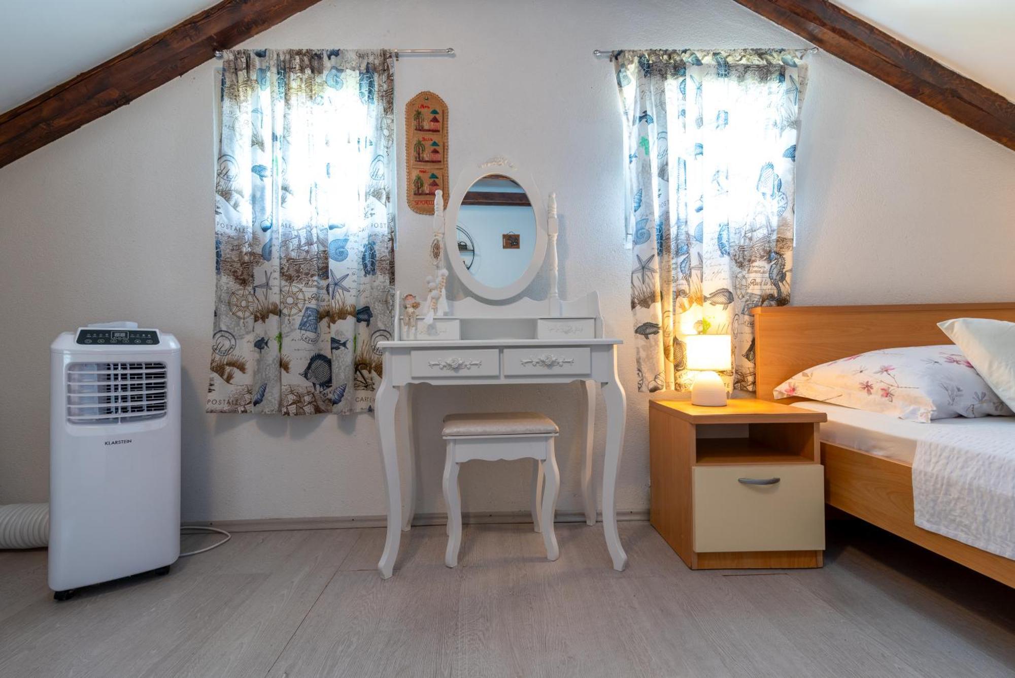 Studio Apartment Dona Trogir Zewnętrze zdjęcie