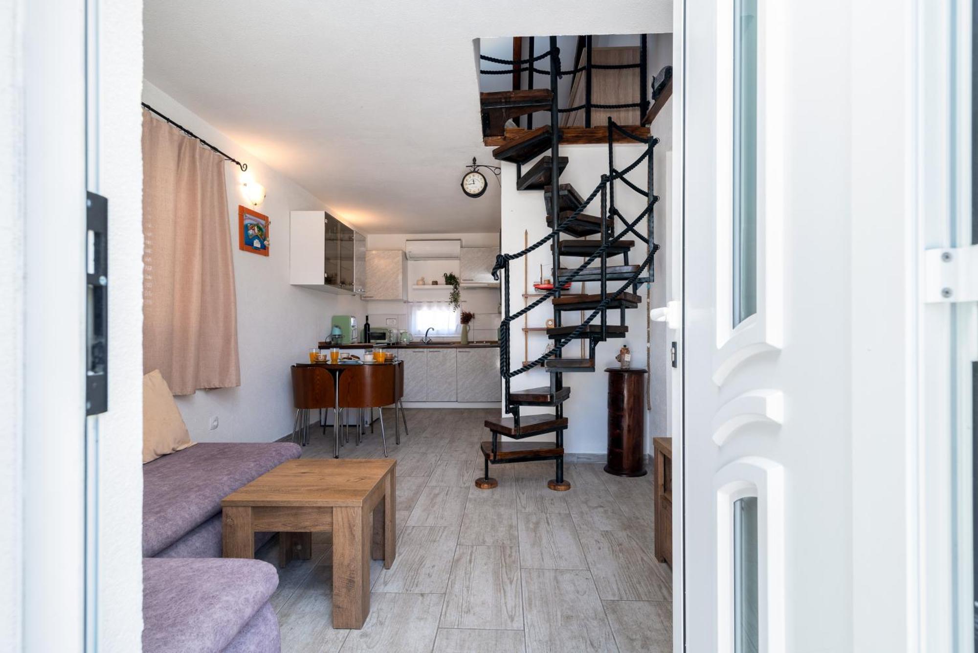 Studio Apartment Dona Trogir Zewnętrze zdjęcie