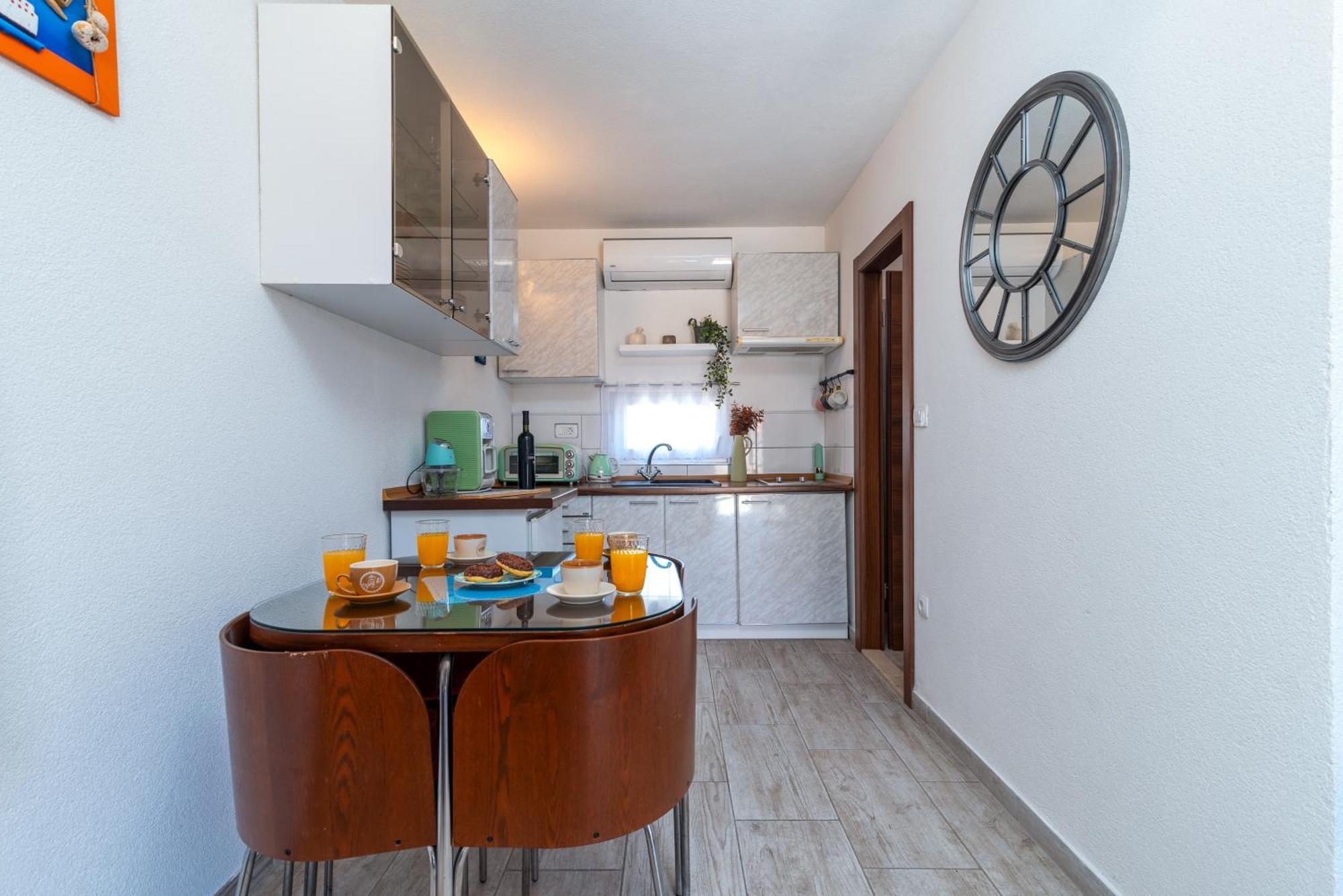 Studio Apartment Dona Trogir Zewnętrze zdjęcie